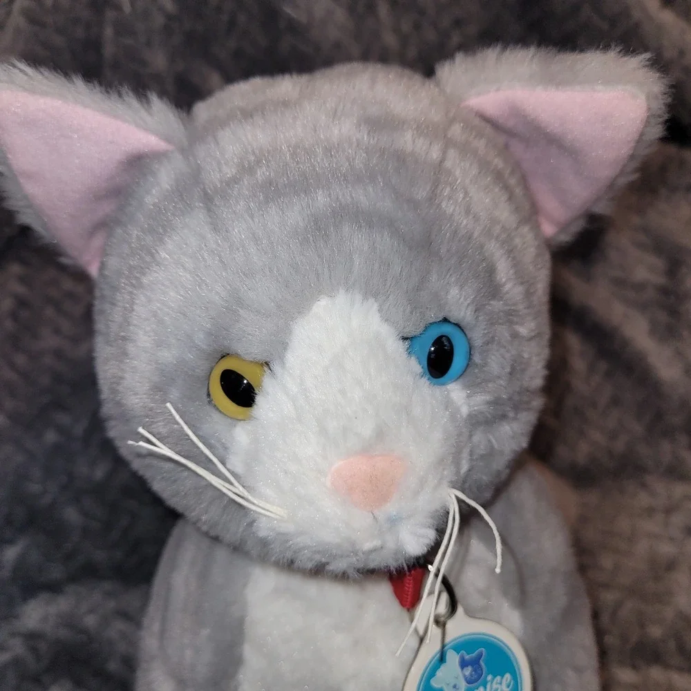 Build-A-Bear Promise Pets Grey Tabby Cat Blue Yellow Eyes Heterochromia‎ Plush